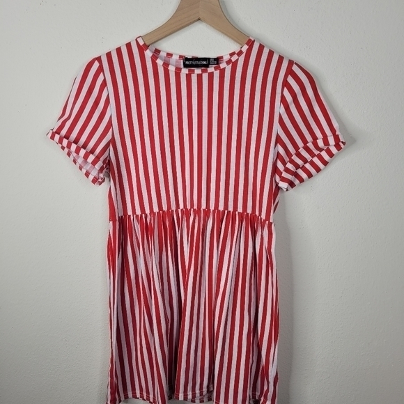 PrettyLittleThing Mini Dress Red and White Striped - Picture 8 of 8